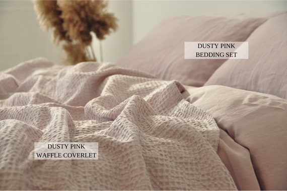 Dusty pink bedding deals