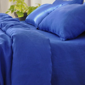 Royal blue linen duvet cover 1 duvet cover Softened linen Comforter cover Coconut buttons Ribbon ties Hidden closure Stonewashed image 8