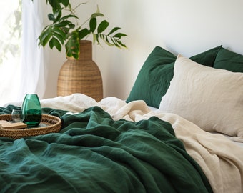 READY TO SHIP Forest green softened linen coverlet Medium weight Green bed cover Twin blanket Emerald green bed throw