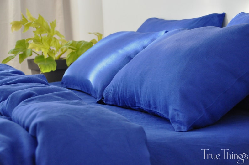 Royal blue linen duvet cover 1 duvet cover Softened linen Comforter cover Coconut buttons Ribbon ties Hidden closure Stonewashed image 8