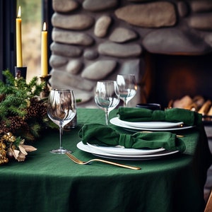 Tablecloth and 4 napkins set Forest green Christmas theme round square rectangular tablecloth Emerald rustic linen table cloth Stonewashed