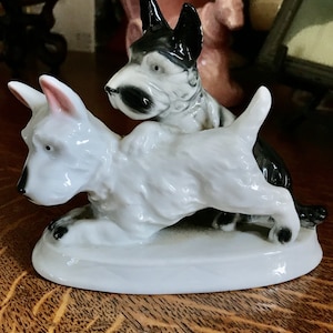 Grafenthal Carl Scheidig Terrier Dog Pair