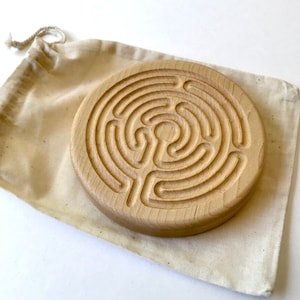 Handheld Chartres Finger Labyrinth - Wood Labyrinth - Mindfulness Maze - Labyrinth Meditation | Montessori Peace Table | Stress Relief gift