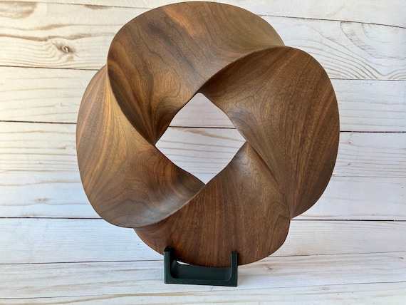 Quadruple-folded Möbius Strip-like Walnut Wood Carving, 10