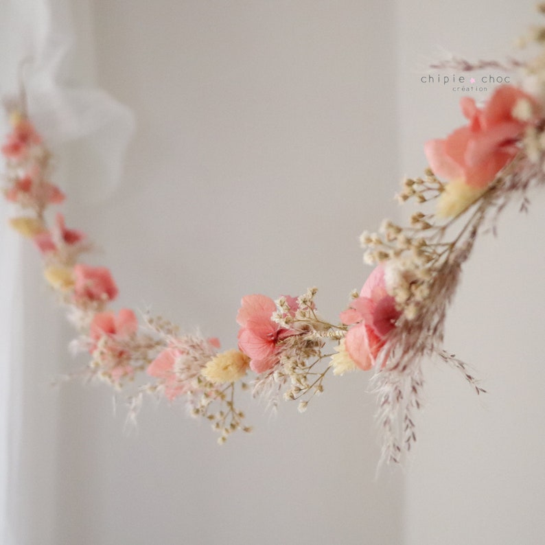 Pretty garland of dried flowers Soft and boho decoration Slow flower image 2