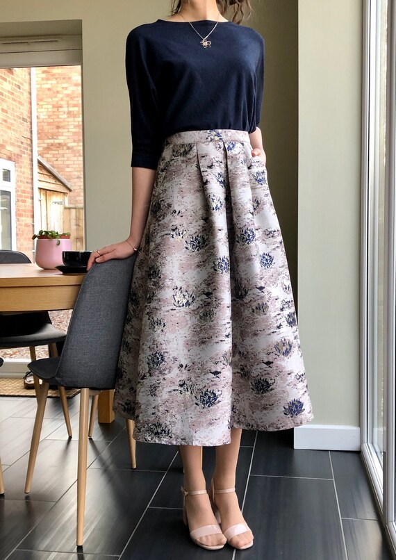 evening skirt with pockets