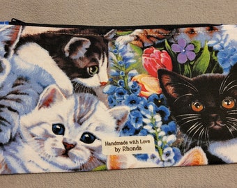 Zippered case, travel pouch, minimalist, Cats