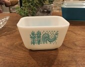 Pyrex butterprint turquoise refrigerator dish 1.5 cups