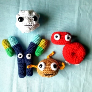 Crochet pattern 'plasma pals' set of 5 models, red blood cell, white blood cell, platelet, antibody