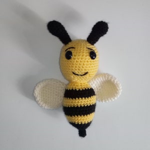 Gehaakt patroon &#39;Barnaby Bumble Bee&#39;
