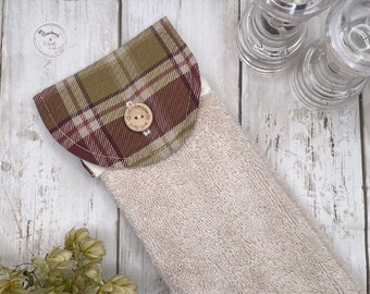 Tidy Towel – A Handmade Hanging Hand Towel for your Cooker, Cloakroom or Camper