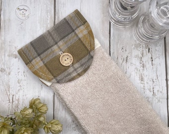 Tidy Towel – A Handmade Hanging Hand Towel for your Cooker, Cloakroom or Camper