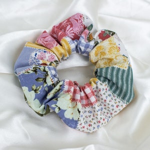 Patchwork Quilt Scrunchy, Floral Gingham Scrunchie, 90s Scrunchies, Gift for Women