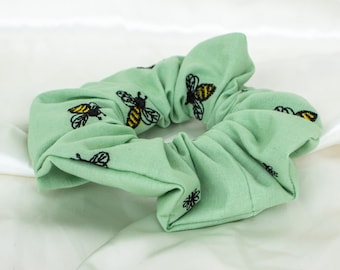 Embroidered Bee Scrunchie, Bumble Bees Scrunchy, Spring Honey Bee Hair Ties