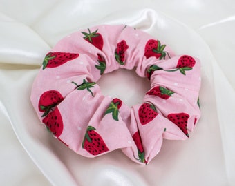 Pink Strawberry Scrunchie, Summer Strawberries Scrunchy, Scrunchies, Hair Ties, 90s Clothing, Hair Accessories, Gift for Women