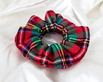 Christmas Plaid Flannel Scrunchie, Holiday Tartan Scrunchy, Winter Scrunchies, Christmas Gifts, Cozy Hair Accessories