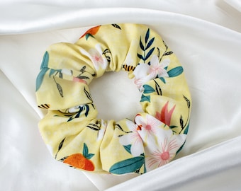 Floral Peach Scrunchie, Cotton Twill Scrunchy, Fruit and Flowers Scrunchies, Gift for Women, Hair Accessories, 90s Clothing