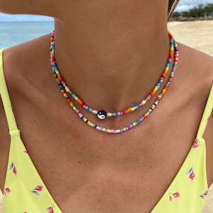 Collar de cuentas Yin Yang, Collar de cuentas de Yin Yang, Collar de cuentas multicolor de Yin Yang con perlas de agua dulce, collar de capas, collar de cuentas de semillas