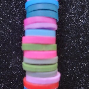 Handmade bracelet, wire bracelet, memory wire bracelet, vinyl bracelet (wire: vinyl/multi-colored/muted)