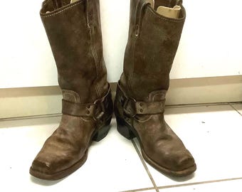 Vintage Black Leather Engineer Boots Men display picture 1