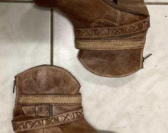 Corral Ankle Boots: indie model, US Women's 8M