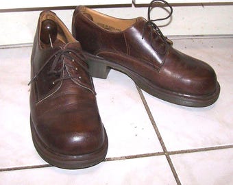 Vintage Dr. Martens Gibson-platformschoenen: grof kastanjeleer, VK 7/US 9