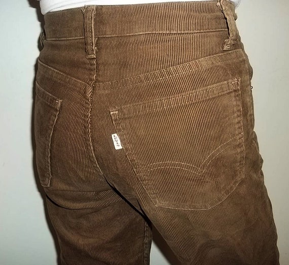 levi's brown corduroy pants