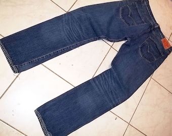 Vintage Levi's 501 Jeans - City Warrior factory distressed - W34x L31