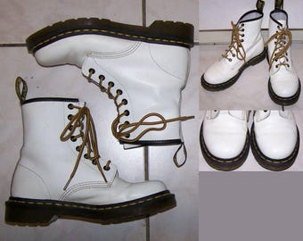 Dr Martens Ultra Rare Vintage White 14 Hole Boots, Made in England
