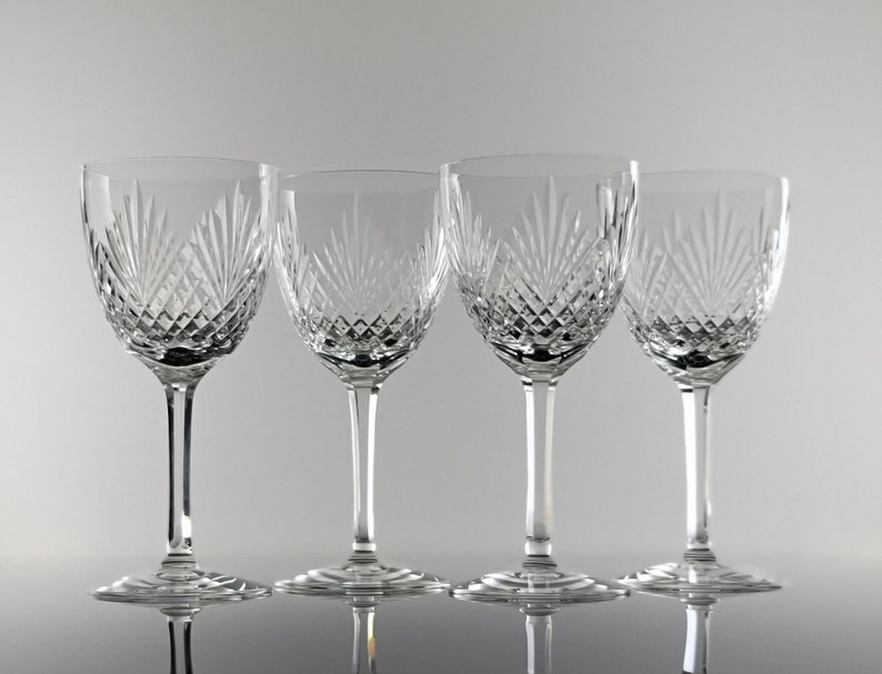 Tiffany Wine Glasses Setnull