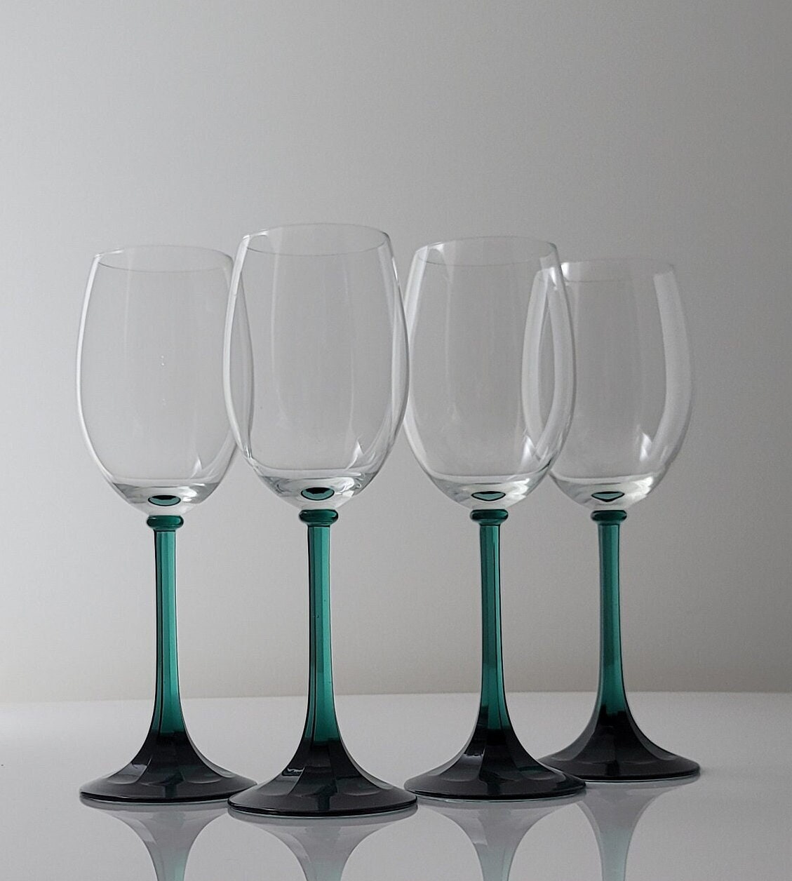 Schott Zwiesel Teal Stem Rheingau Riesling Weingläser | 4er-Set
