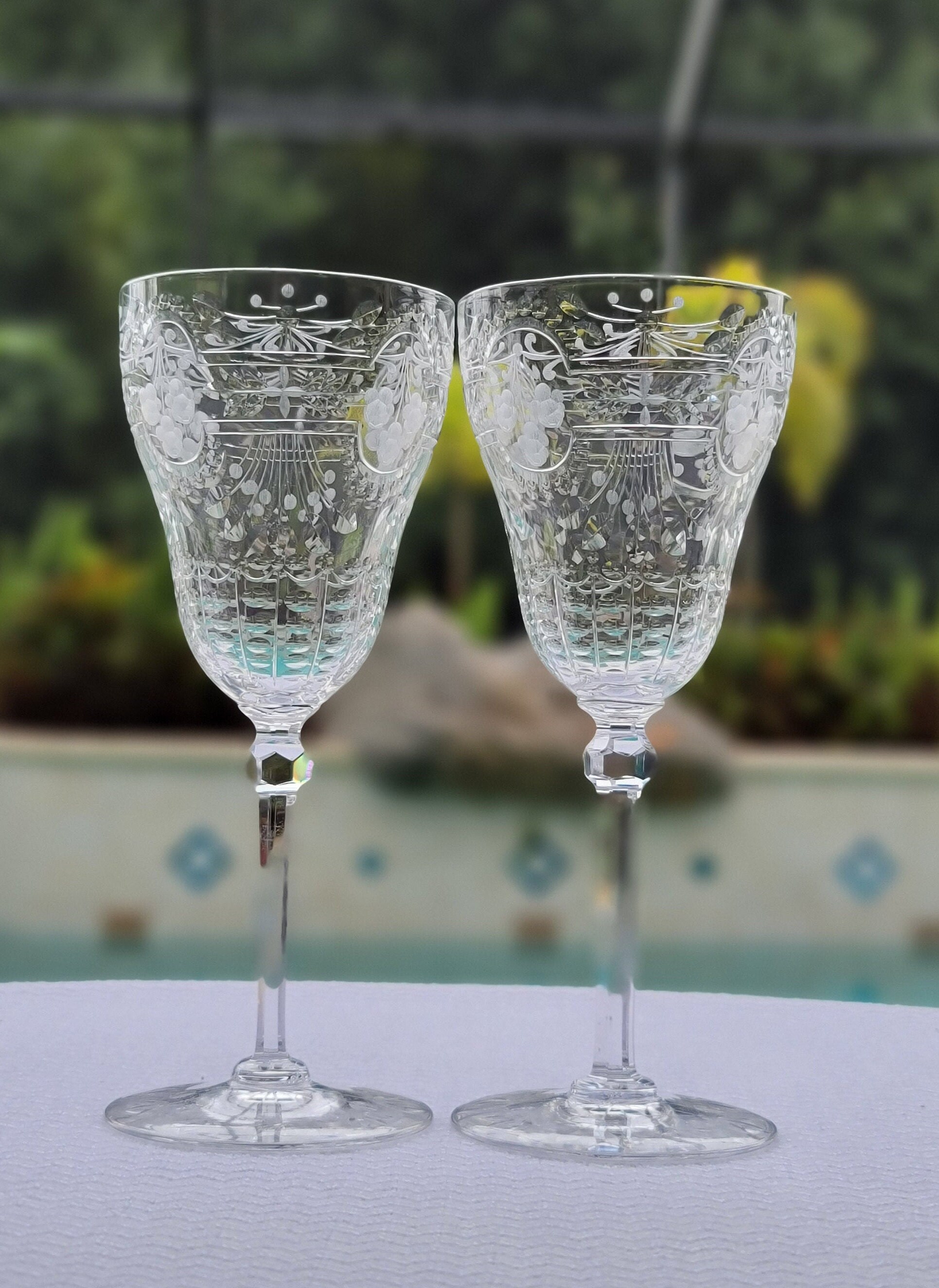 Exceptional Kosta Boda Sweden Cut Crystal Etched Flower