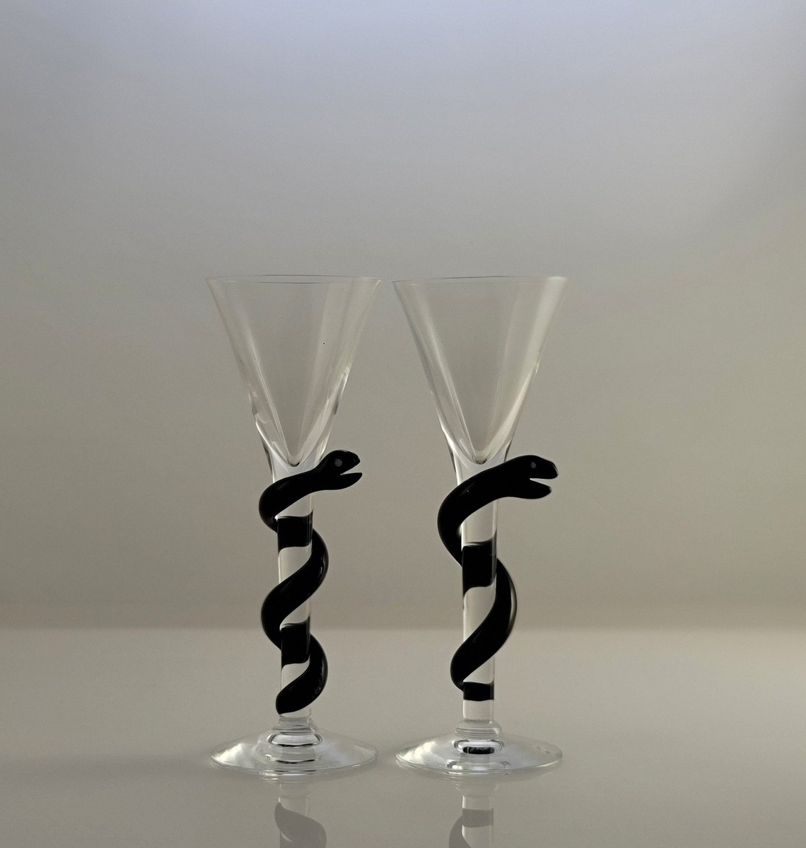 Kosta Boda Cleopatra Black Serpent Snake Wine Glasses Set of | Etsy