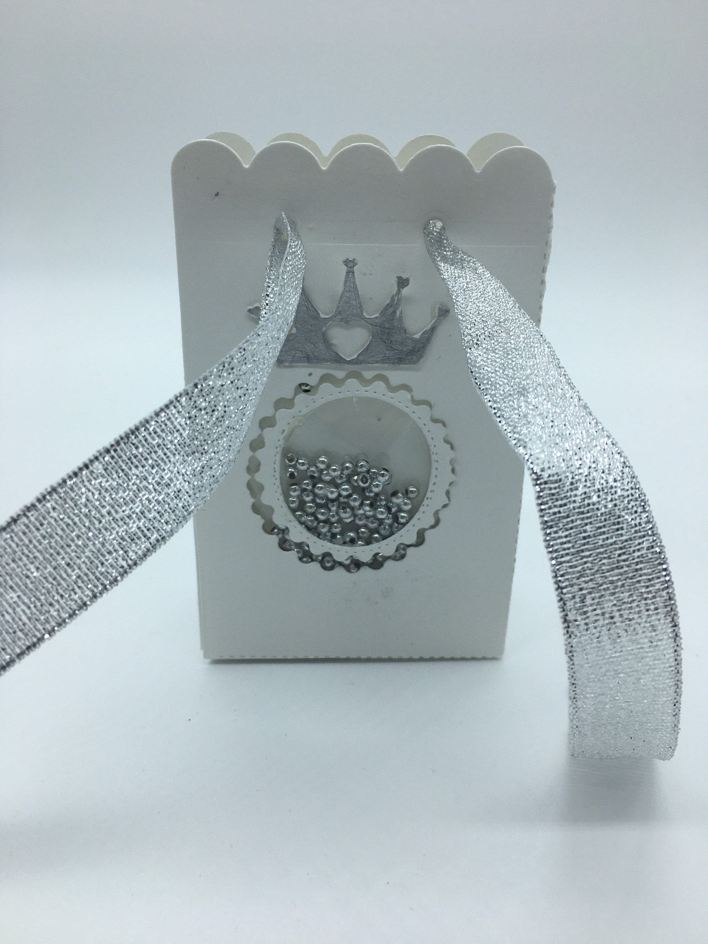 Confetti Box With Princess Crown Porthole With Beads Pack of 15 Boxes