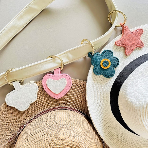 Hat Clip for Travel Trip, Cute Leather Hat Clip for Bag Backpack Tote Luggage, Keychain Clip Accessory for Hat, Gift for Daily Matching