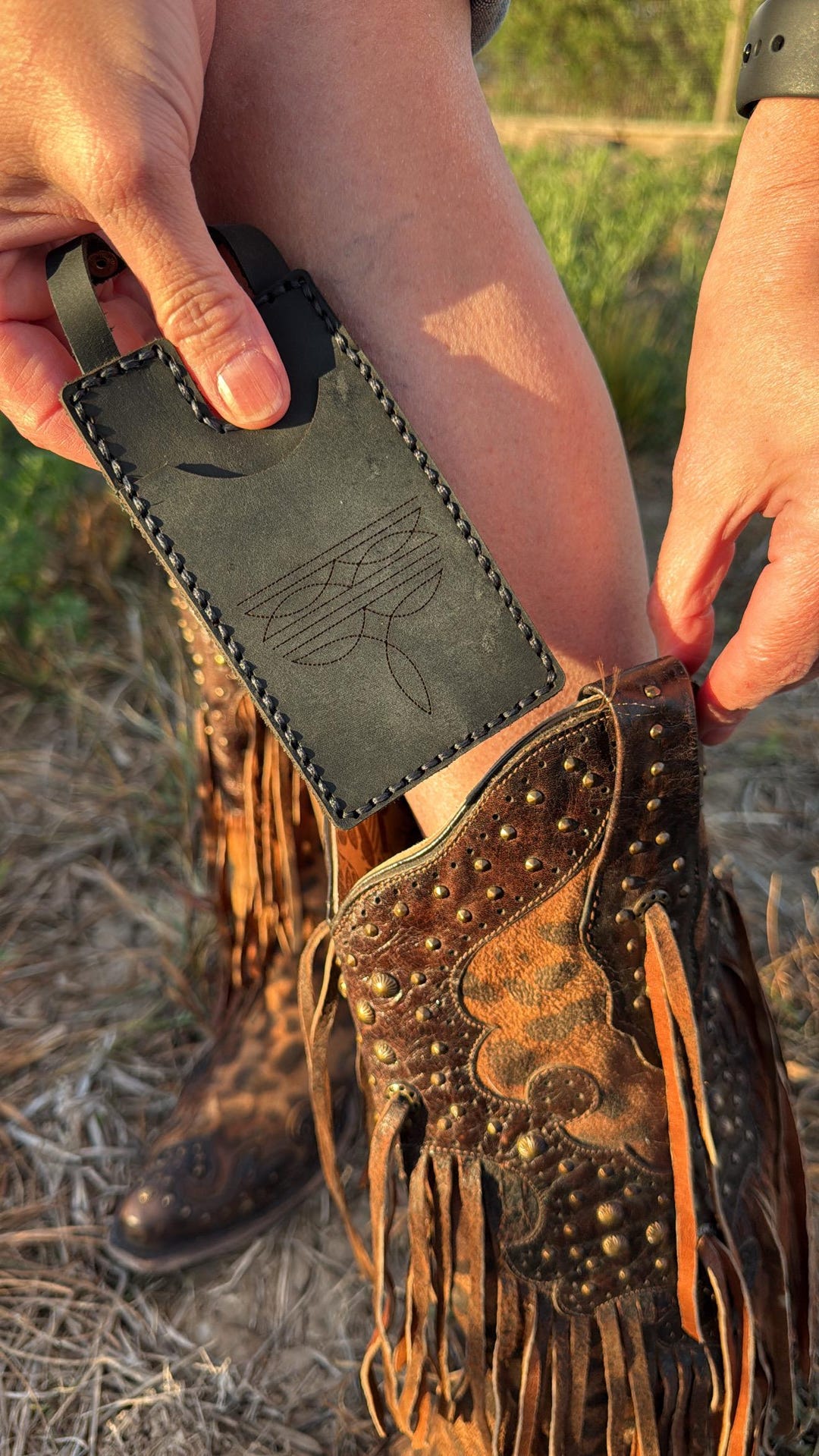 ♥MARITHE♥CLASSIC LOGO STRAP WALLET CLASSIC LOGO STRAP WALLET brown - MARITHE FRANCOIS GIRBAUD