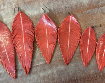 Tomato red leather feather earrings, bright red earrings, leather earrings, simple earrrings, lightweight earrings