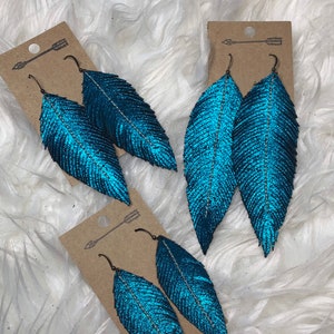 Turquoise ocean blue metallic leather feather earrings, metallic leather, leather earrings,blue, sparkle, turquoise