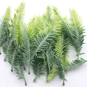 24 pieces Artificial Dusty Leaves with stems ，Small filler Artificial Leaves，Wedding Flower Crown Filler，yellow green Fern leaf(AP009)