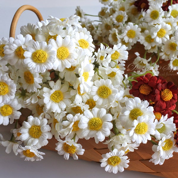 6 bunches of daisies，60 White Artificial Daisy Silk Flowers Bouquet, Party decoration, Wedding decor, Home Decor,  flowers white Daisy w012