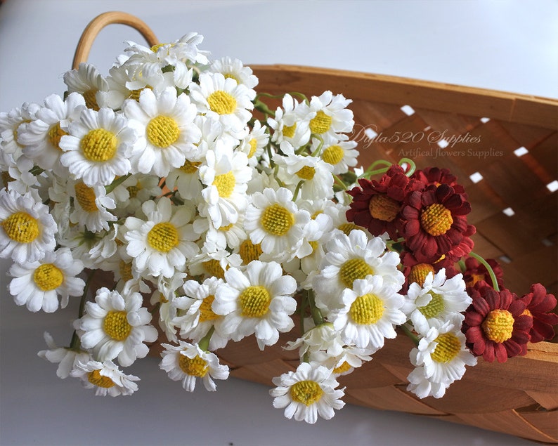 30 mini Gänseblümchen, 6 Stiele Seidenblumen mit Stiel, Haarschmuck, Blumenkranz, Haarschmuck, Corsage, DIY Hochzeit Braut lf019 white gänseblümchen Bild 7