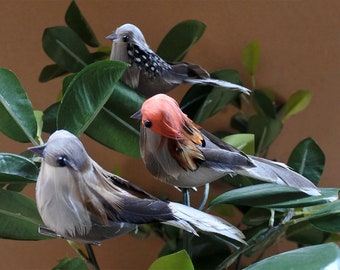 2pcs oiseaux décoratifs artificiels robin, oiseaux en mousse à plumes avec clip, décoration d'oiseau de jardin rustique, (BD02)
