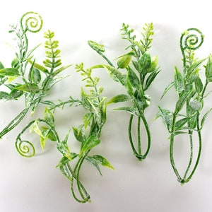 24 pieces Artificial Dusty Leaves with stems ，Small filler Artificial Leaves，Wedding Flower Crown Filler，green Fern Frond leaf(AP012)