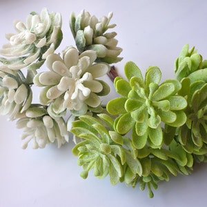 12 Fake succulents with flexible wire stems ，Small filler Artificial succulent，Wedding Flower Crown Filler，green Fern Frond flowers(AP021)