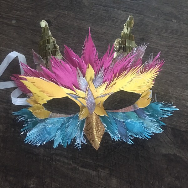 Tri-color Owl - Paper Feather Owl Masquerade