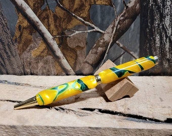 Acrylic yellow and green gold plated twist pen