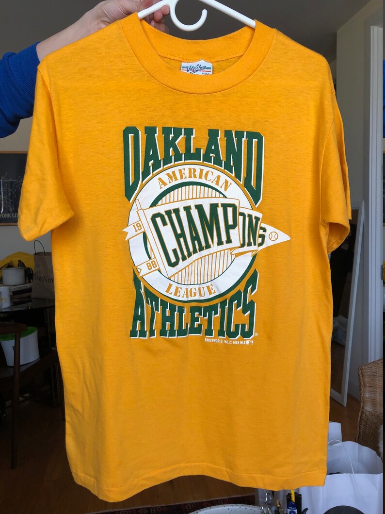 vintage oakland athletics shirt