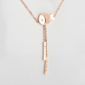 Gift for Mother Personalized necklace Gift for Grandma, Custom fish Necklace Rosegold, Engraved kid name as family Necklace