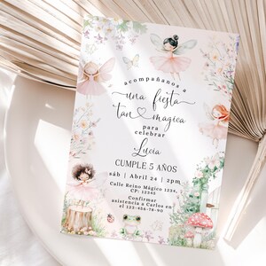 Una fiesta mágica cumpleaños invitacion, garden fairies birthday invite in spanish printable, fairy spanish girl fifth birthday invite -C688