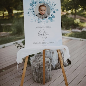 Blue leaves bautizo welcome sign with photo printable, blue eucalipto сartel bienvenida bautizo niño, boy spanish bautizo welcome sign -C129